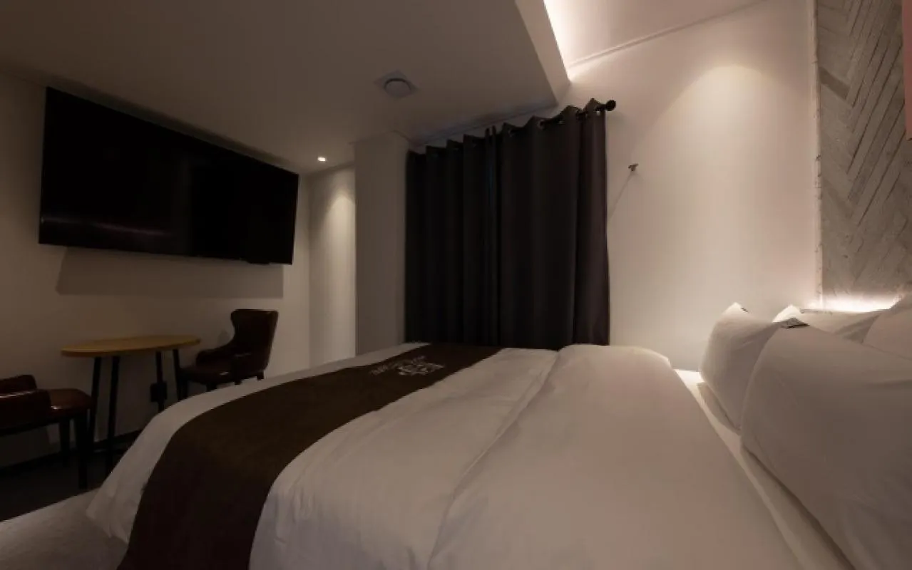 Hotel In Cafe Doksan Seul Güney Kore